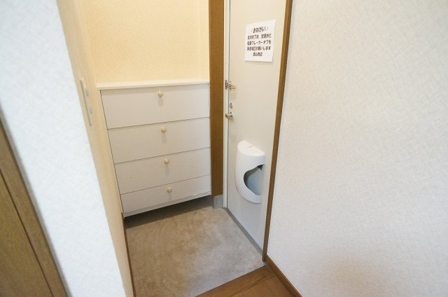 【玄関】 | コーポロベリア