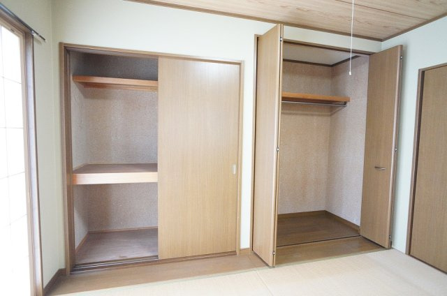 【収納】 | コーポロベリア | クローゼット＆押入で収納たっぷり♪