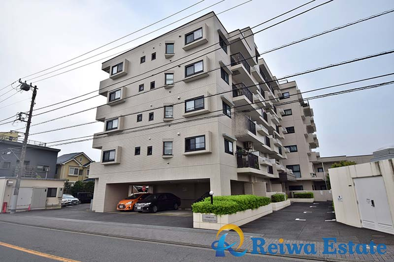 コスモ茅ヶ崎ラフェーリアの外観