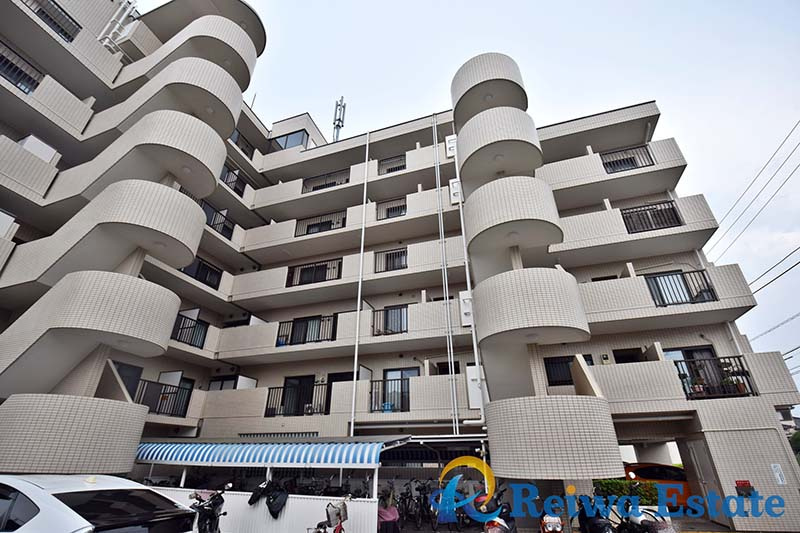 コスモ茅ヶ崎ラフェーリアの外観