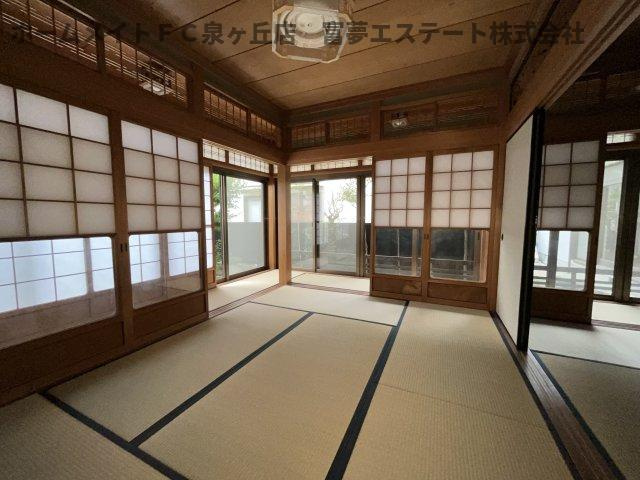 新檜尾台貸家の居間・リビング