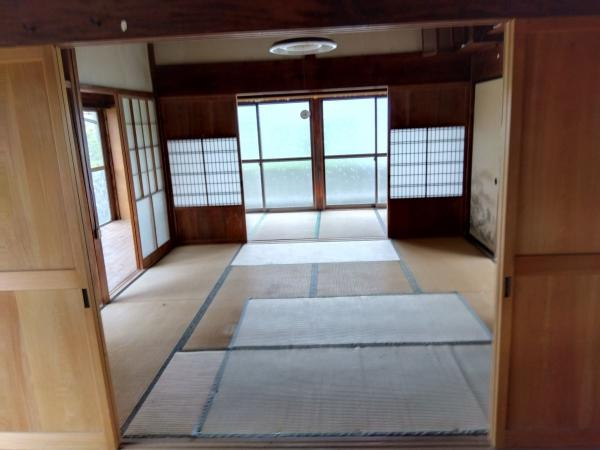 【居間・リビング】
