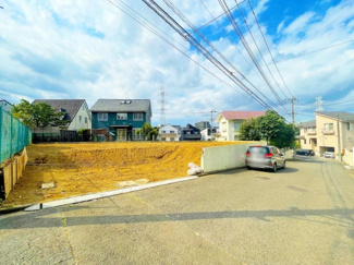 【前面道路含む現地写真】