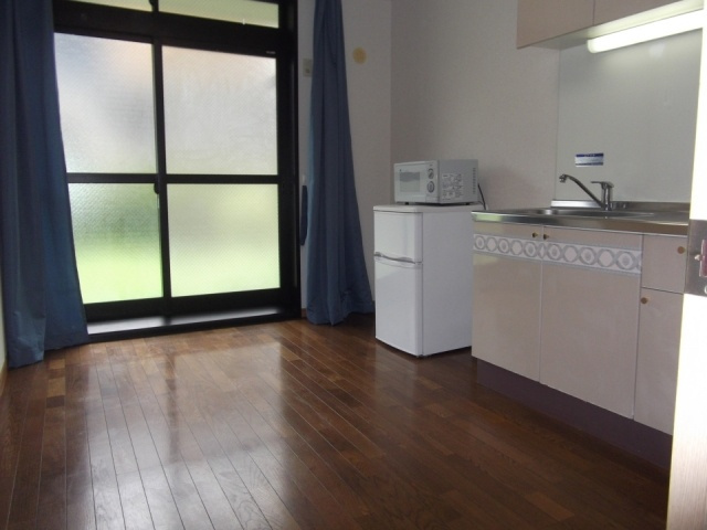 【居間・リビング】 | レオパレスＫＯＢＡＴＡ | 家具家電付タイプ