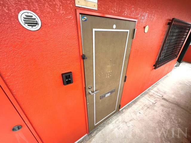 みゆきサンプラザの玄関