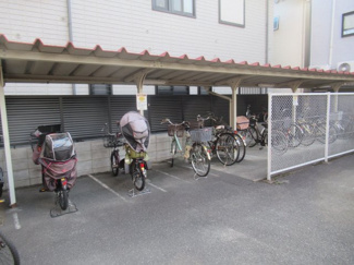 【その他共用部分】 | 駐輪場です