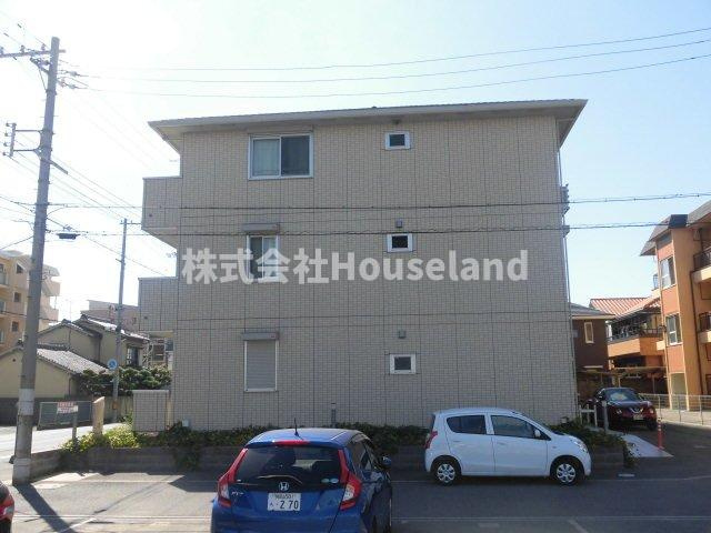 ブリオーソ舟津の駐車場