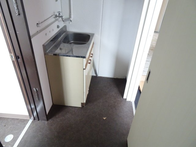 大垣市南頬町店舗事務所のキッチン