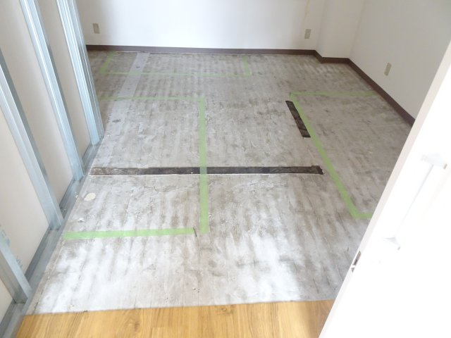 大垣市南頬町店舗事務所の内装