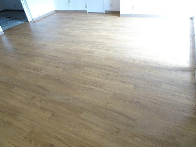 大垣市南頬町店舗事務所の内装