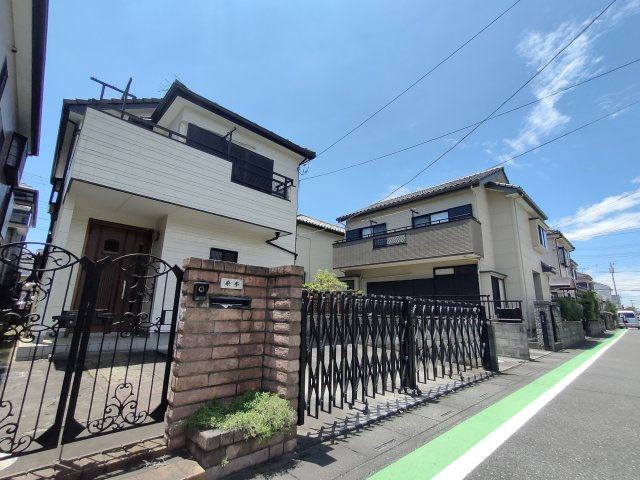 さいたま市岩槻区大字岩槻の一戸建ての外観|建物外観を気になさる方へ、見た目の良い物件です