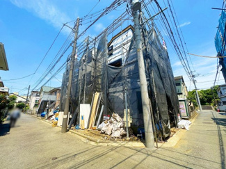 【前面道路含む現地写真】