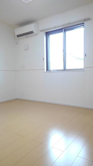 【洋室】 | アプリーコカーサセイA | 使い勝手のいい洋室です