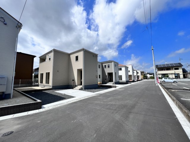平北白土第4の外観|平北白土第4、接道含む外観現地写真です。