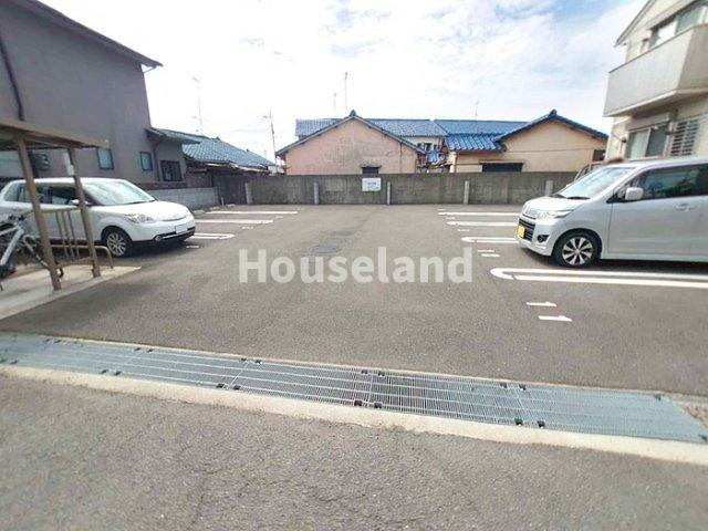 ブラウニーテラスの駐車場|駐車場