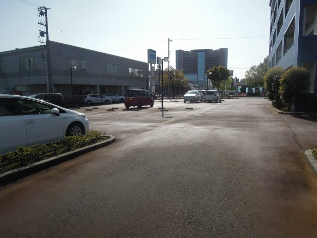 アーバンシティ福井北四ツ居の駐車場