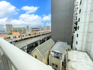 【展望】 | バルコニーからは線路が見えます