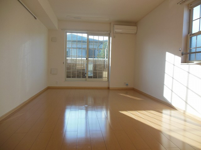 ベル・アルモニーの居間・リビング