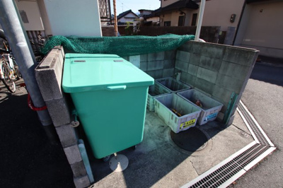 【その他共用部分】 | プチメゾン滝谷 | 敷地内ゴミ捨場