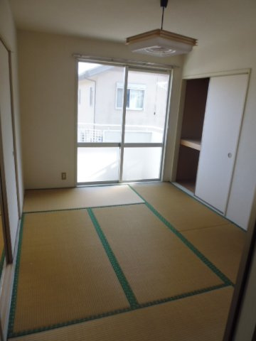 七宝ハイツB棟の和室|フローリングだけでなく、和室もあります