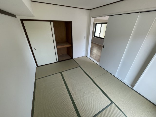 【寝室】 | ベルヴィ甲東園