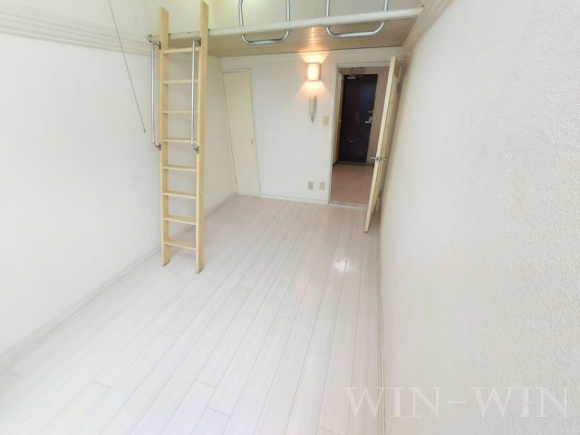 カーサ井原の居間・リビング