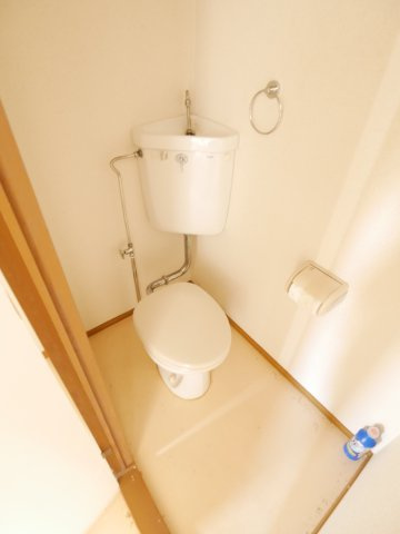 ハイツ山田のトイレ|清潔感のあるトイレです