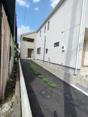 【駐車場】 | クレイドルガーデンさいたま岩槻本宿第４ | 2台駐車場可能