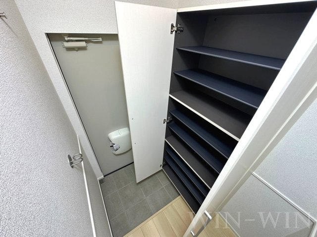 ニューライズ 外神の玄関