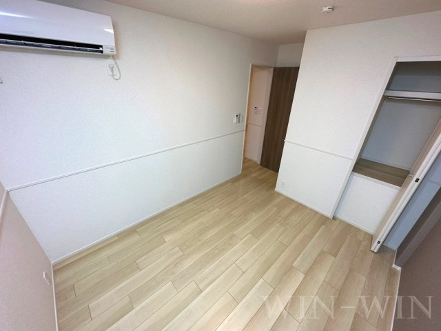 ニューライズ 外神の寝室