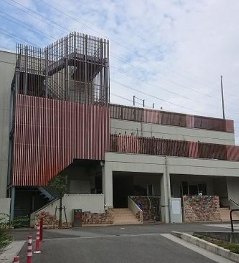 大東市大字龍間の店舗の外観