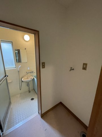 ガーデンハイツの浴室|脱衣所、洗濯機置場