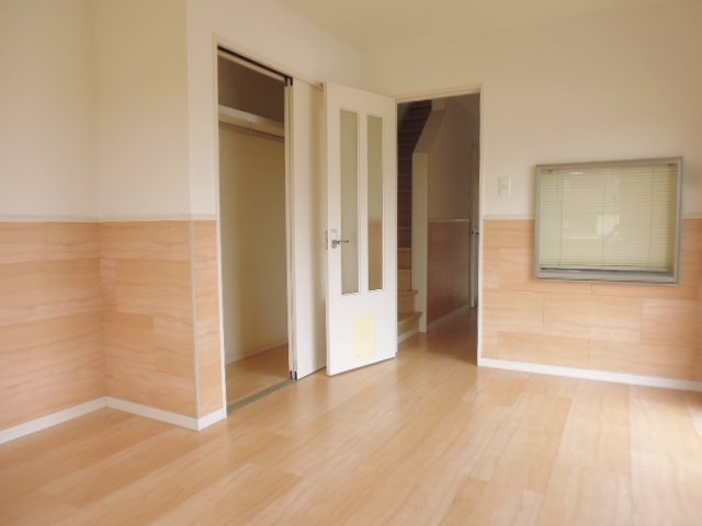 オセロの居間・リビング|洋室