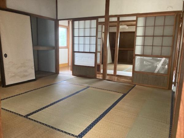 【居間・リビング】