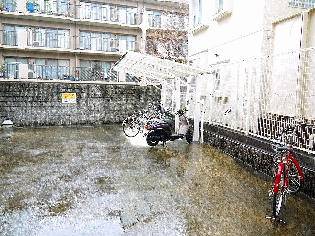 シティパレスあやめ池Ｐ３のその他共用部分|駐輪場もあります
