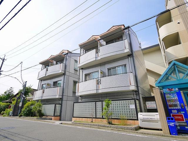 シティパレスあやめ池Ｐ３の外観|物件の外観です