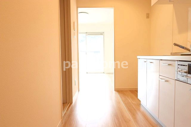 シェリーアパートメントのキッチン|きれいなキッチンです
※間取り反転の場合がございます