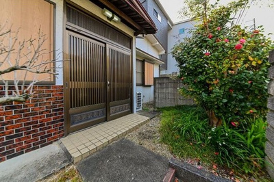 【エントランス】 | 瑞穂区松月町　戸建 | ★エントランス