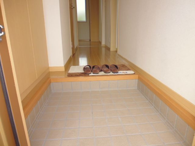 クレールＢの玄関