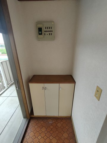 シティハイムサカエの設備|下駄箱完備