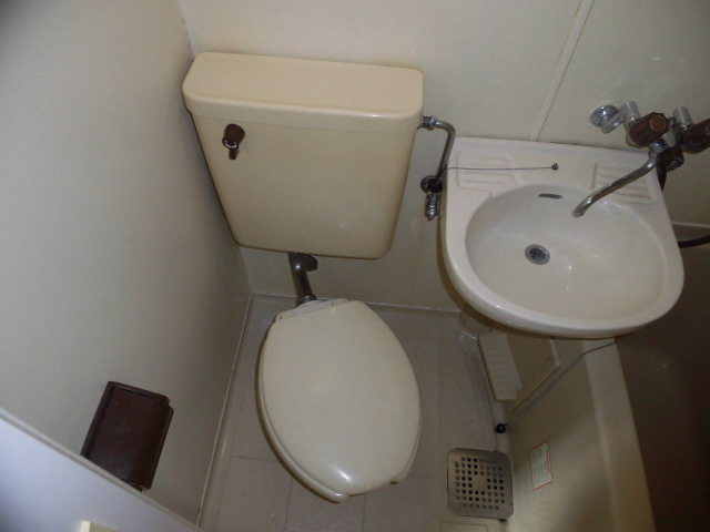 【浴室】 | トイレです