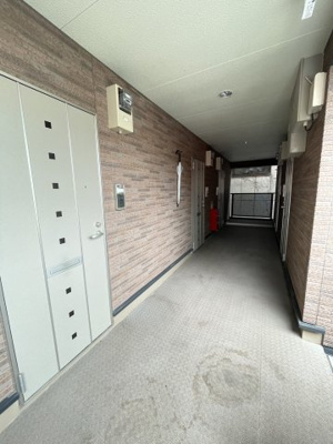 【ロビー】 | ネオグランデ吹田 | 共用部分の廊下です
