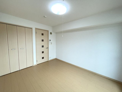 【居間・リビング】 | ネオグランデ吹田 | ゆったり過ごせるリビングです