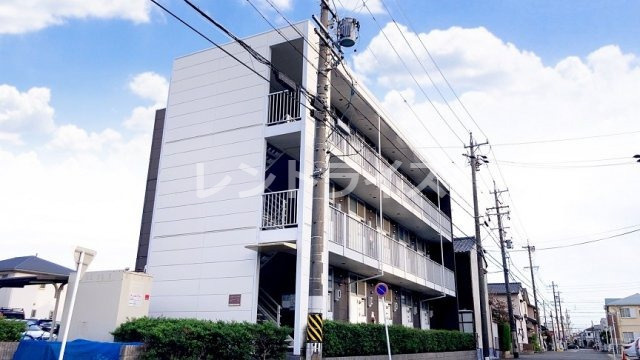 レオパレス清良の外観
