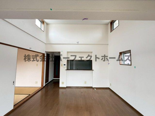 ルシール森田の居間・リビング|使いやすいリビングです