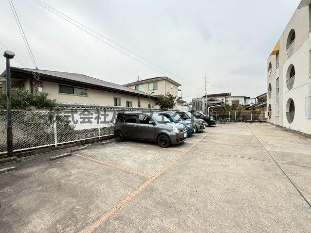 ルシール森田の駐車場|カースペースがあります