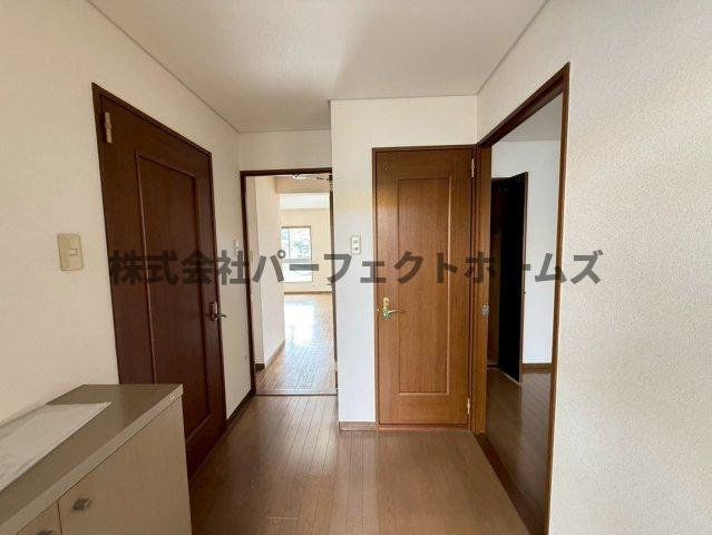 ルシール森田の内装|明るい室内です