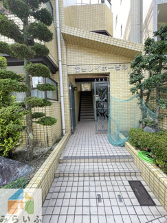 【エントランス】