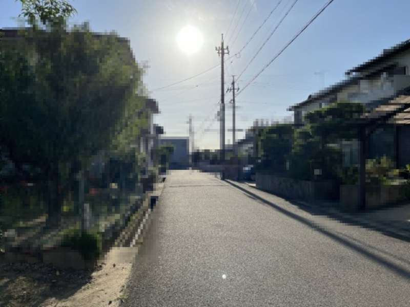 高浜市芳川町第4新築戸建　2号棟の前面道路含む現地写真|高浜市芳川町第4新築戸建前面道路写真です。南側公道約6ｍに接道