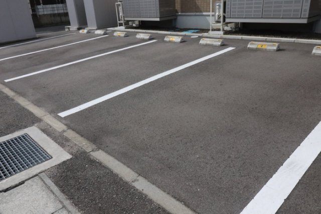 サンライズコーポ Ｇの駐車場|駐車場